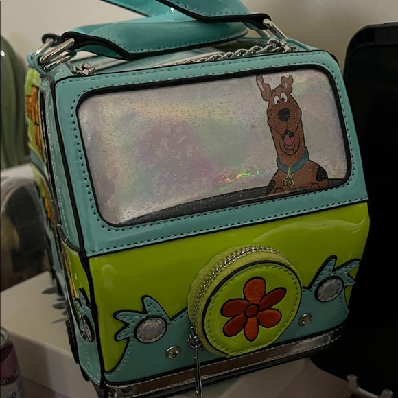 Dolls Kill Scooby Doo Mystery Machine Purse - Picture 3 of 3